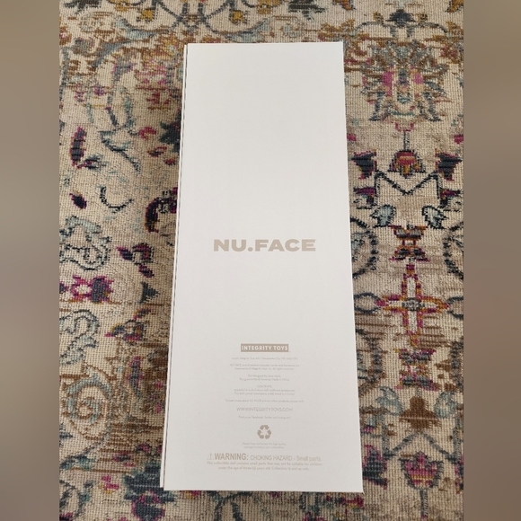 NRFB, Integrity Toys, Nu Face FR2 NU Classic Lilith Blair Fashion. - Picture 7 of 15